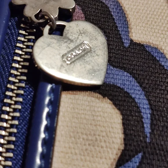 Coach Blue and Cream Floral Crossbody Bag - Picture 8 of 8